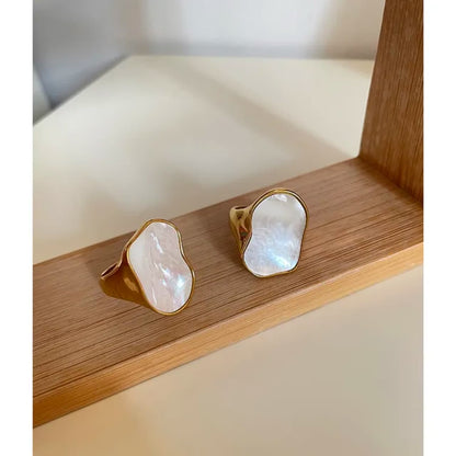 Irregular Shell Vintage Ring