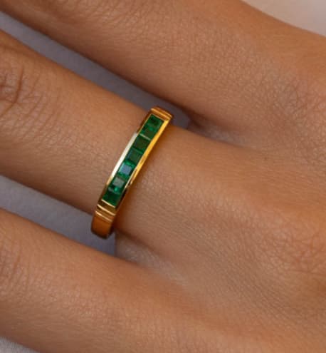 Emerald Ring Band